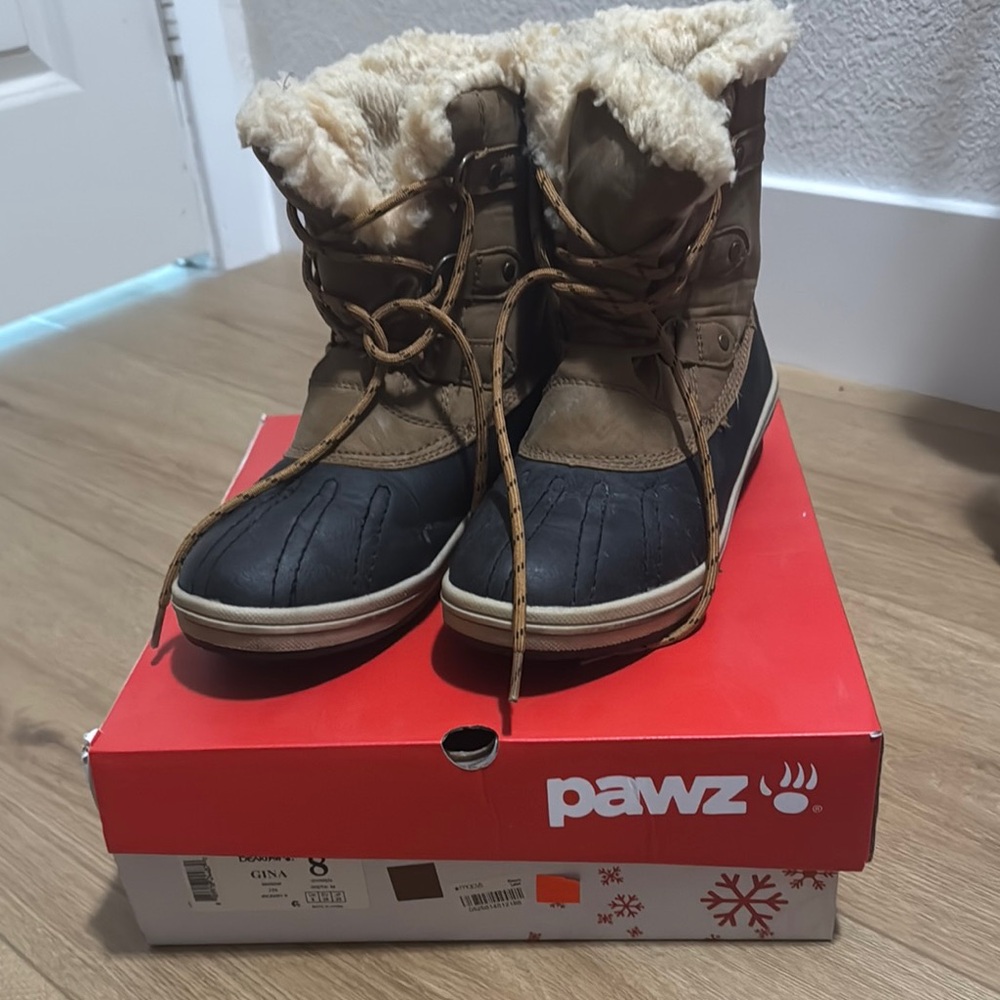 Pawz Tan and Black Winter Boots